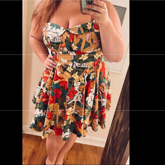 Miss Lulo pinup dress with matching mask! - Picture 4 of 4